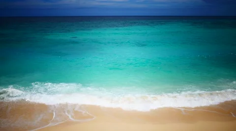 UHD HDR dramatic top view of the beautiful turquoise tropical beach Video stock 65370299
