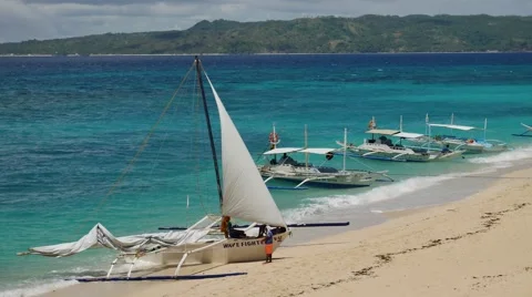 UHD overlook of Puka Shell beach ( aka Yapak beach ), Boracay island Stock-Footage 65367126
