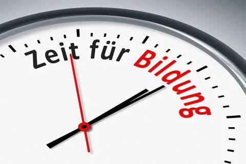 Uhr mit Text Eine Uhr mit Text Zeit fuer Bildung Copyright: xZoonar.com/ma... 写真素材