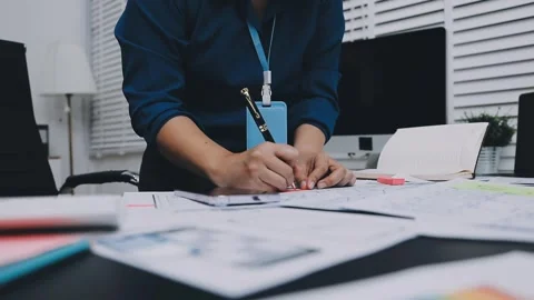 UI designer and UX developer brainstorm idea to design the application appe.. Stock Footage 326018289
