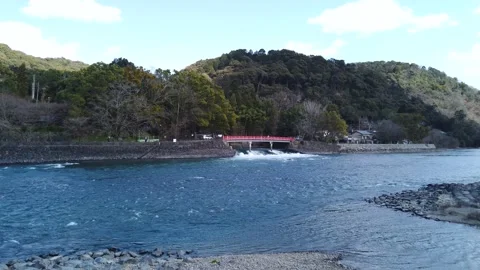 Uji River and Bridge, Slow Motion Pan Over Scenic Japan 스톡 동영상 132019497