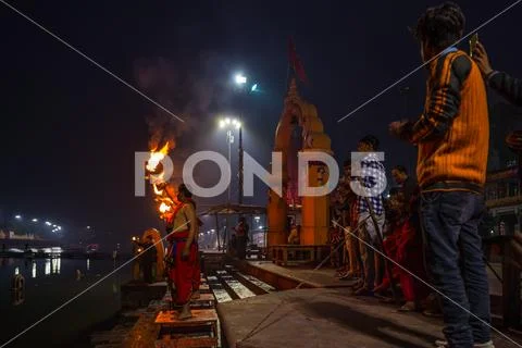 Ujjain, India - December 7, 2017: People attending religious ceremony on hol Stock Photos