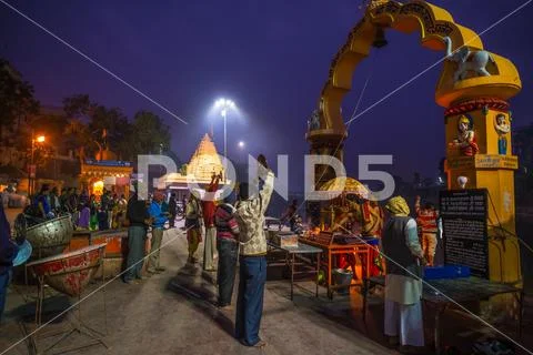 Ujjain, India - December 7, 2017: People attending religious ceremony on hol Stock Photos