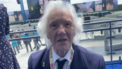 UK: D-Day veterans share their thoughts on the Normandy landings on its 80th... 库存影片 277095339