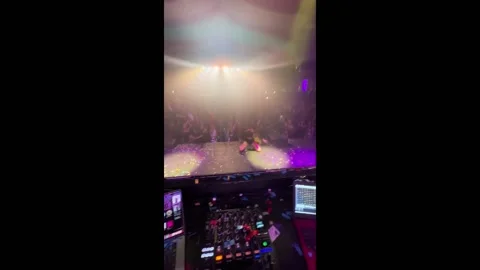 UK: Dancer falls off stage at Bongo's Bingo in Liverpool Video stock 289738617