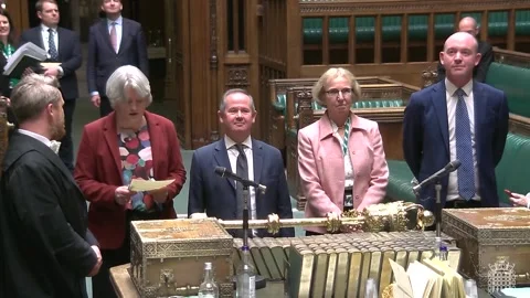 UK: Deputy Speaker gives casting vote as MPs vote ties 100-100 over propo... Stock Footage 323213615