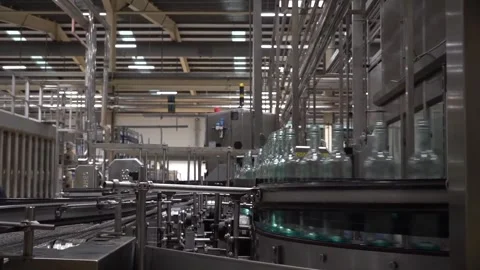 UK: Peter Kyle visits Encirc Glass facto... | Stock Video | Pond5