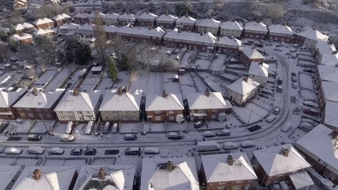 UK streets covered in snow. 스톡 동영상 83326271