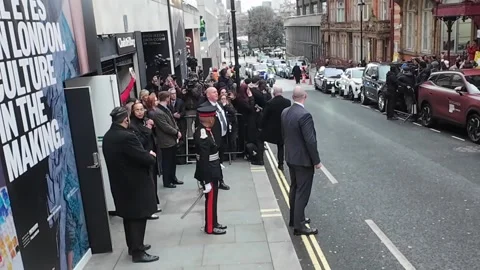 UK: UK's King Charles III attends London Fashion Week amid former prince ... 스톡 동영상 329237342