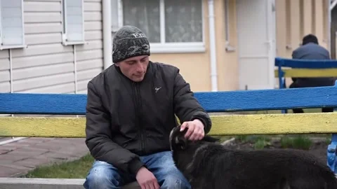 Ukraine's most vulnerable during war, Tarascha, UA - 09 Apr 2022 Vídeos de archivo 204117087