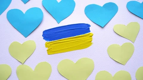 Ukrainian flag on a white background Stock-Footage 181389647