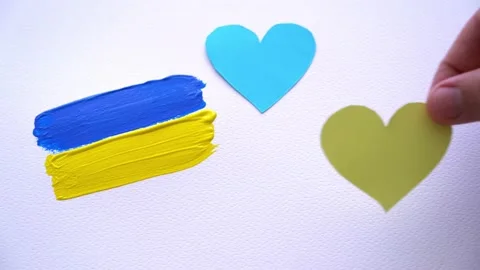 Ukrainian flag on a white background Stock-Footage 184906390