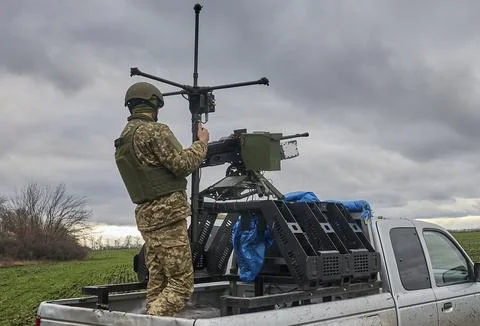 Ukrainian forces test new automatic air defense machine gun, Undisclosed, Ukrain Stock Photos