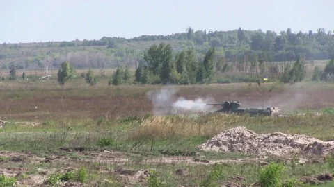 Ukrainian military trains on military fi... | Stock Video | Pond5