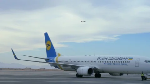 Ukrainian Passenger Plane Video stock 128979450
