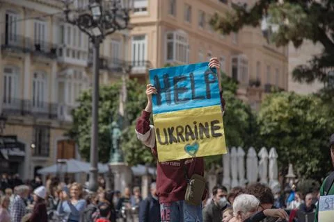 Ukrainian protest on the square in Spain Foto stock
