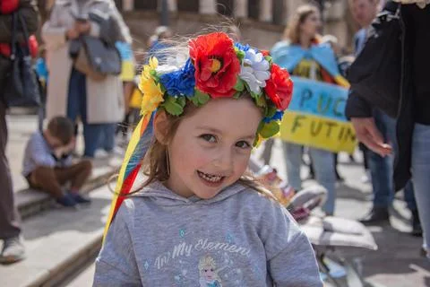 Ukrainian protest on the square in Spain Foto stock