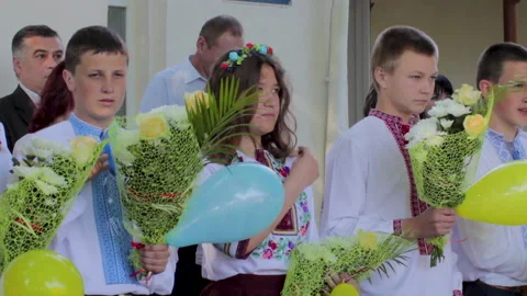 Ukrainian schoolchildren Stock Footage 178917070
