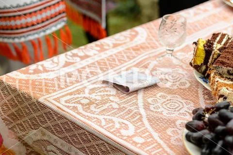 The Ukrainian wedding tradition is a ransom of the bridegroom's bridegroom Stock Photos