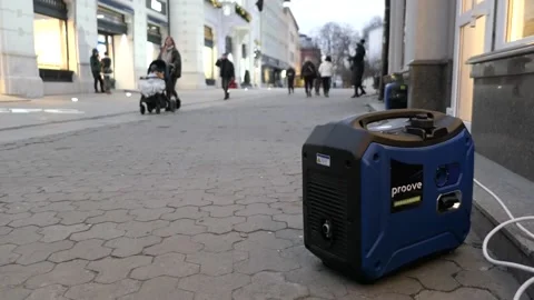 Ukrainians prepare for power cuts due to Russian bombings, UZHGOROD, UA - 13 Dec Vídeo Stock 295393749
