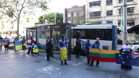 Ukrainians protest outside the German Consulate Video stock 196781581