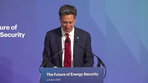 UK’s clean power push ‘route to energy security’, says Ed Miliband Stock Footage 307523499