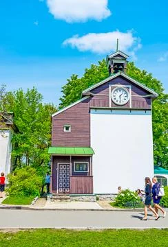 Ukusual bell tower of Trinity Monastery in Botanical Garden of Kyiv, Ukraine Stock-Fotos