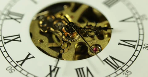 Ultra HD 4K Clock Face Close Up Selective Focus Gear Wheels Mechanism Macro Busy 스톡 동영상 35866456