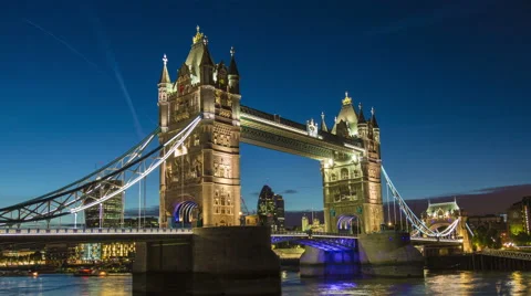 Ultra Hd 4K. Time lapse of Tower Bridge in London, UK. 库存影片 47851715