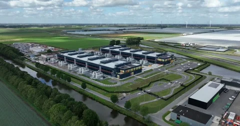 Ultra modern new build data center in The Netherlands. 스톡 동영상 285433726