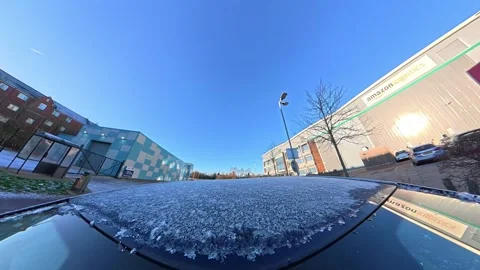 Ultra Wide Angle View of British City During Car Drive Vídeos de archivo 326311600