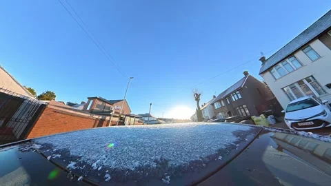 Ultra Wide Angle View of British City During Car Drive Vídeos de archivo 326315232