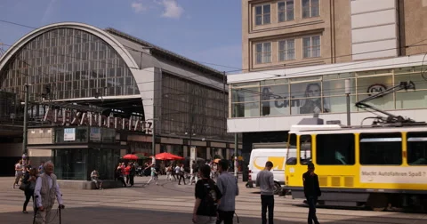 UltraHD 4K Tramway Commuting Tram Passing Rush Hour Berlin Busy People Walking Stock Footage 41526452