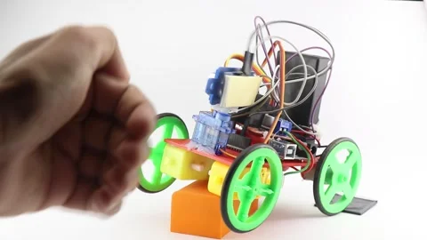 Ultrasonic sensor module detecting the obstacle 库存影片 282007624