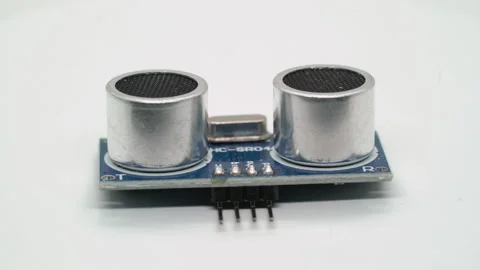 Ultrasound IR detection sensor electronic component module ultrasonic. 動画素材 169320752