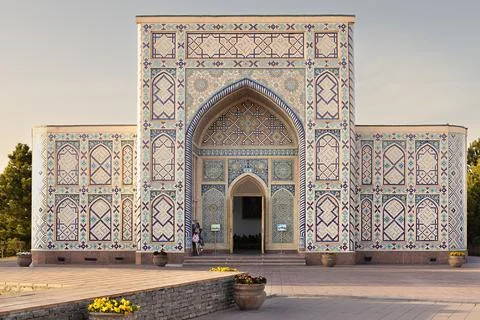 Ulugbek Observatory facade with intricate mosaic tilework in Samarkand, Uzb.. Фото
