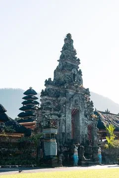 Ulun Danu Beratan Temple Gate with Small Statue, Bedugul Bali Stock Photos