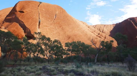 Uluru close up pan Vidéo 51855362