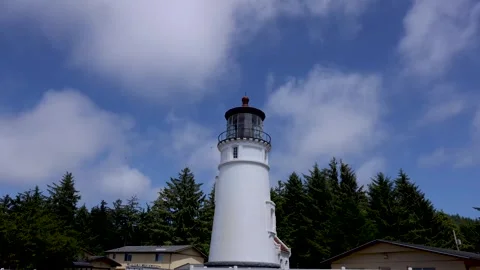 Umpqua River Lighthouse Museum near Reedsport, Oregon, with blue sky and pa.. Stock Footage 282910897