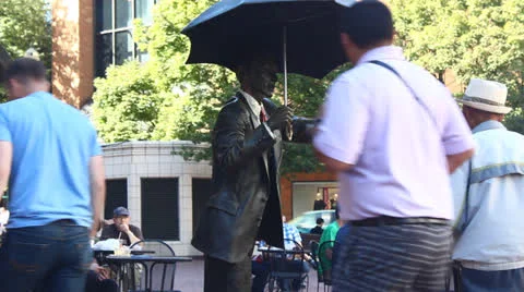 UmrellaManPCS CU 스톡 동영상 26136810