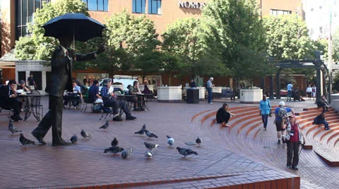 UmrellaManPCS2 스톡 동영상 26136847