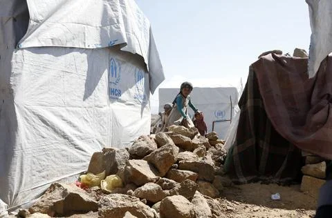 UN aid programs in Yemen need 3.9 billion US dollar throughout 2022, Sanaa - 11  Stock Photos