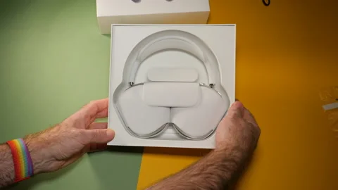 Unboxing hands of the best Apple Computers AirPods Max Stock-Footage 146318409