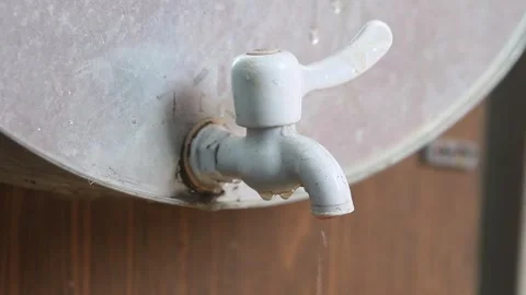 An unclosed faucet Stock Footage 257623790