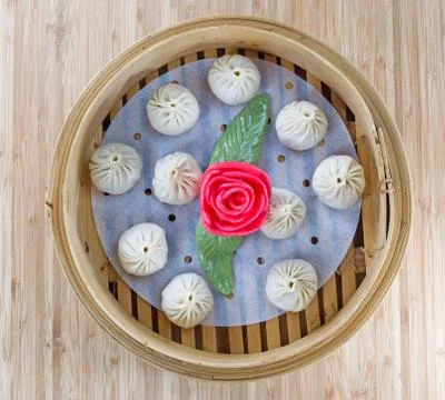 Uncooked chinese dim sum in server Stock Photos