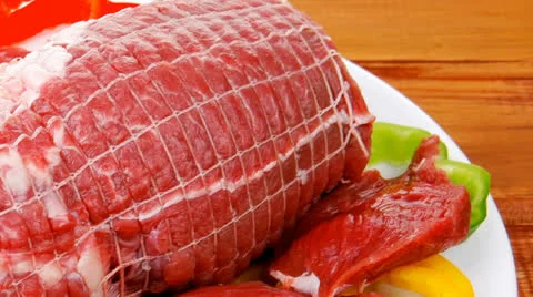 Uncooked meat with vegetables 動画素材 24614869