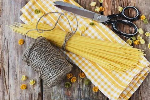 Uncooked spaghetti Stock Photos