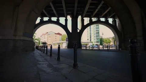 Under bridge. Under the Poniatowski Bridge. Warsaw / Warszawa. Vidéo 204142774