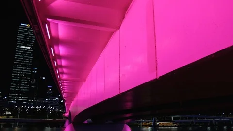 Under Victoria Bridge Lights 스톡 동영상 92108993