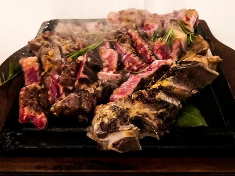 Undercooked steak Foto stock